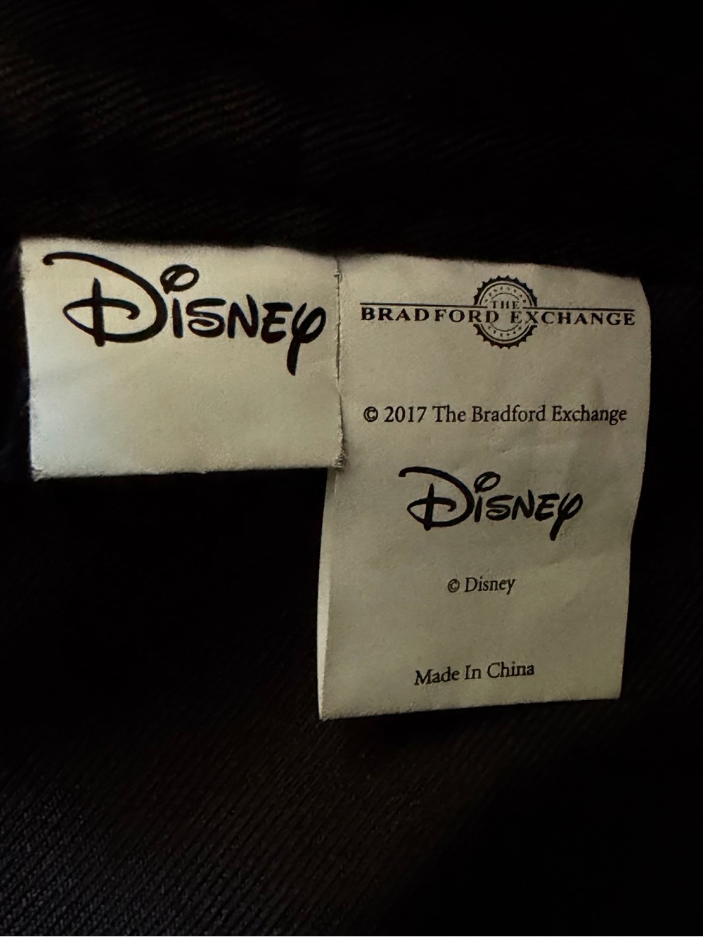 ‼️SOLD‼️ Disney "Relive the Magic" Quilted Weekender Tote Bag - Picture 7 of 16
